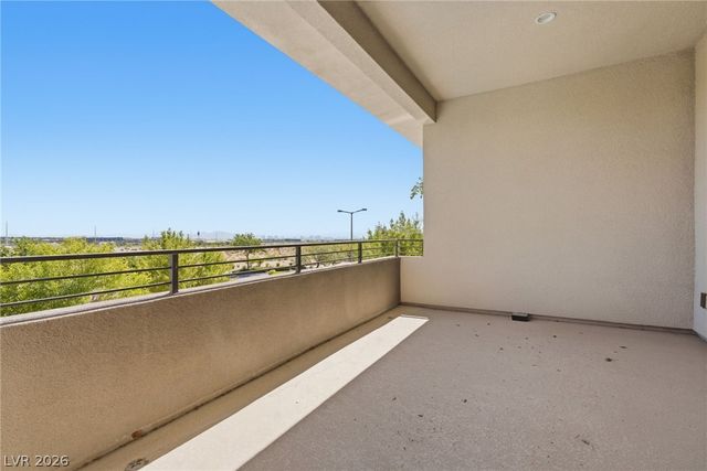 2 Garden Rain Drive, Las Vegas, NV 89135