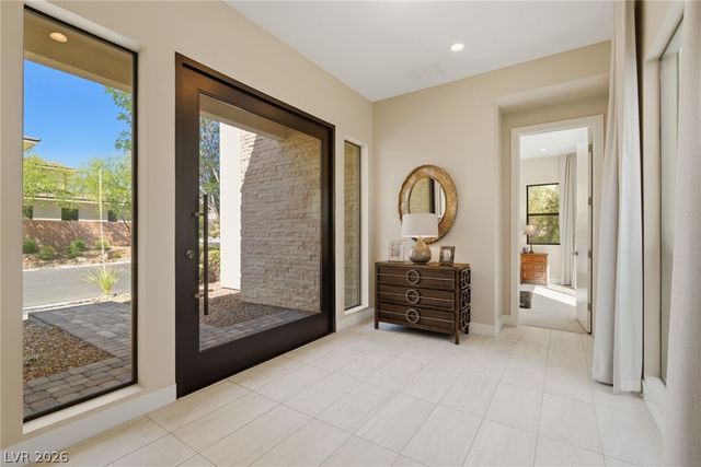 2 Garden Rain Drive, Las Vegas, NV 89135
