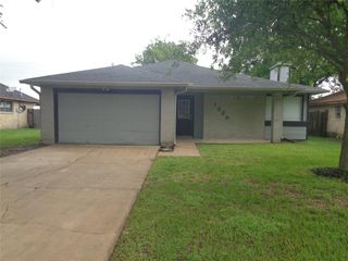 1229 Clover Drive, Angleton, TX 77515