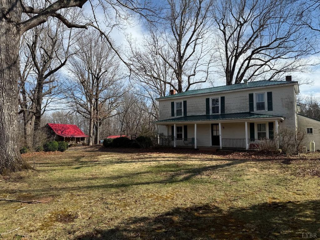 Image 2 of property listing at 1228 Rosser Mill Road, Pamplin, VA 23958