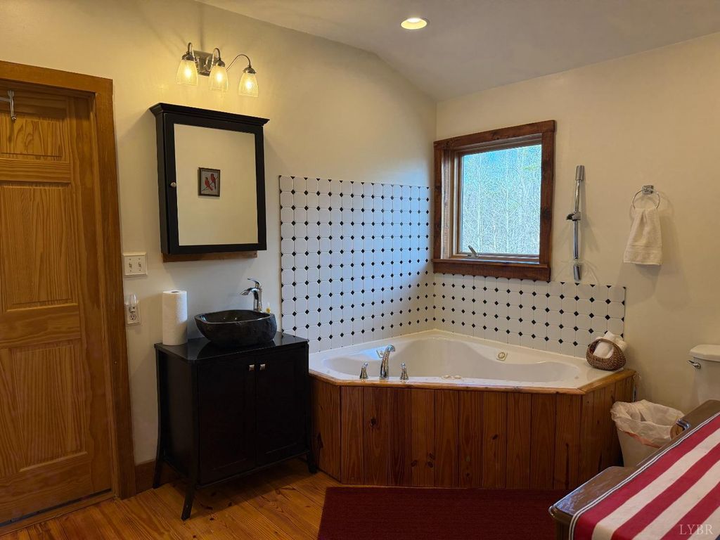 Image 24 of property listing at 1228 Rosser Mill Road, Pamplin, VA 23958