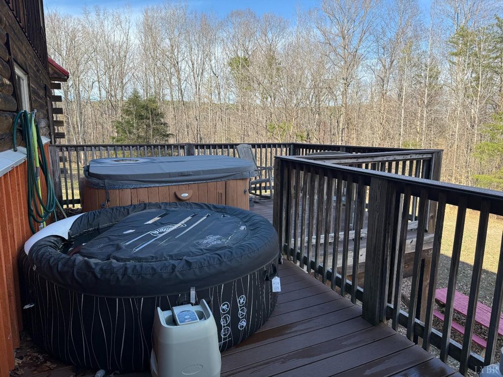 Image 28 of property listing at 1228 Rosser Mill Road, Pamplin, VA 23958