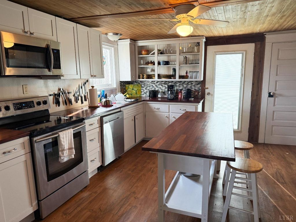 Image 36 of property listing at 1228 Rosser Mill Road, Pamplin, VA 23958