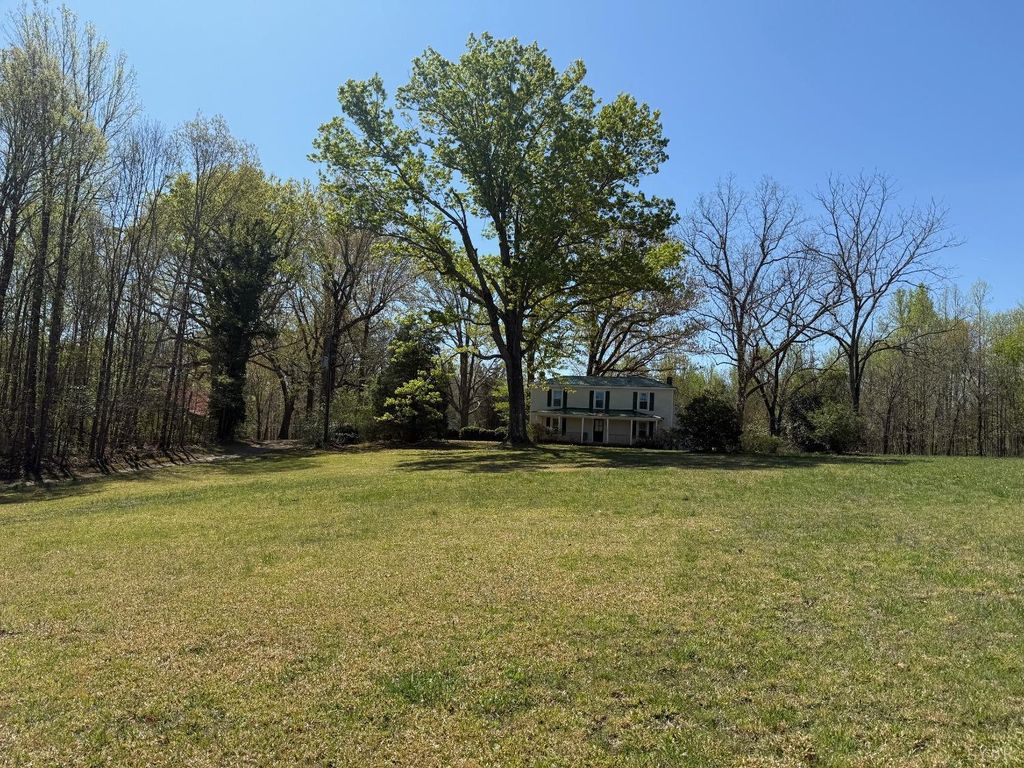 Image 46 of property listing at 1228 Rosser Mill Road, Pamplin, VA 23958