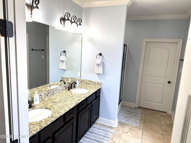 300 Overbrook Drive, Broussard, LA 70518