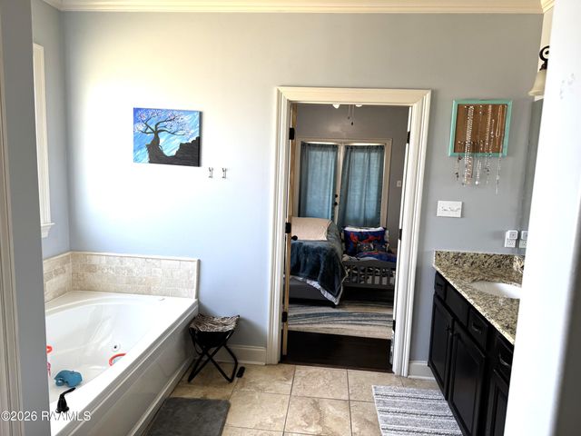 300 Overbrook Drive, Broussard, LA 70518