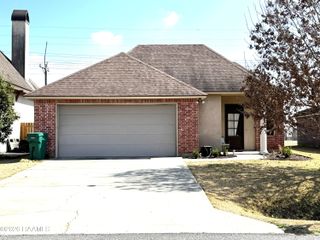 300 Overbrook Drive, Broussard, LA 70518