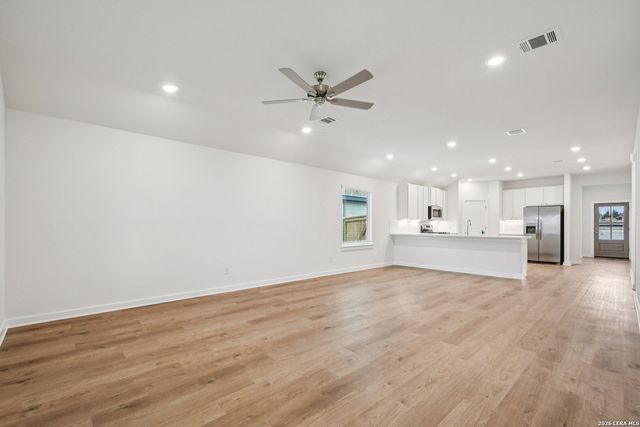 502 Salamander, San Marcos, TX 78666