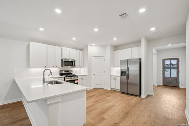 502 Salamander, San Marcos, TX 78666