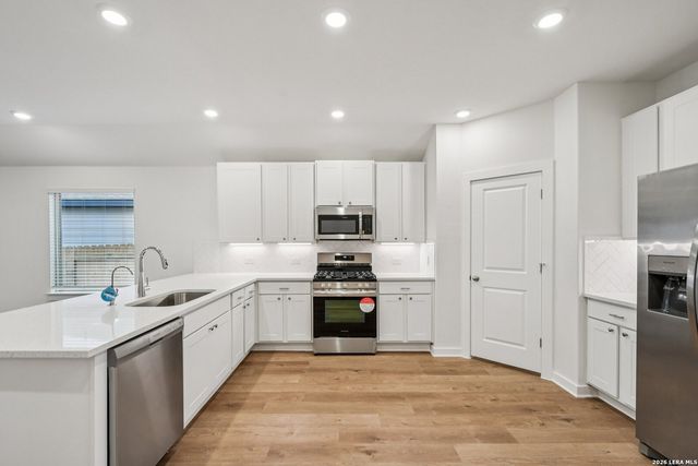 502 Salamander, San Marcos, TX 78666