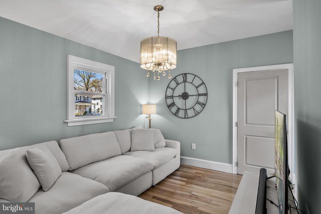 117 W CENTRAL AVE, Moorestown, NJ 08057
