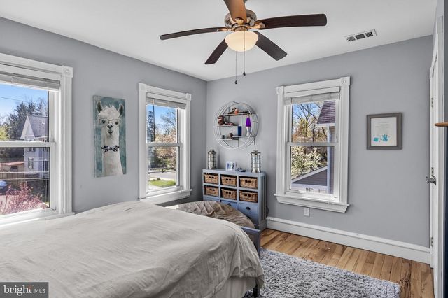 117 W CENTRAL AVE, Moorestown, NJ 08057