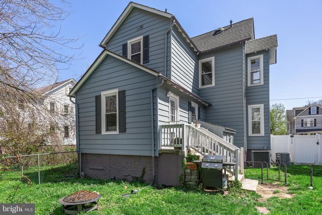 117 W CENTRAL AVE, Moorestown, NJ 08057