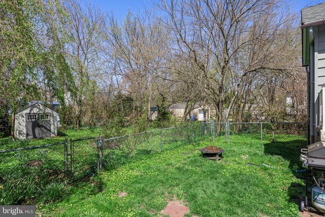 117 W CENTRAL AVE, Moorestown, NJ 08057
