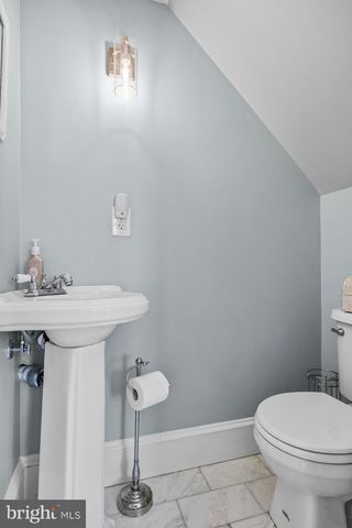 117 W CENTRAL AVE, Moorestown, NJ 08057