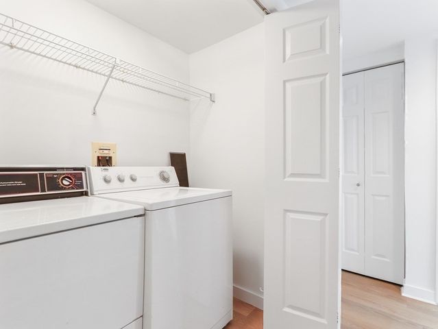 183 Oak Street 304, Newton, MA 02464