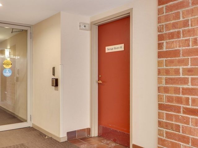 183 Oak Street 304, Newton, MA 02464