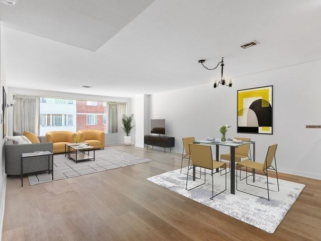 183 Oak Street 304, Newton, MA 02464