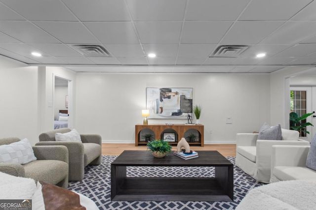 4321 King Springs Road SE, Smyrna, GA 30082