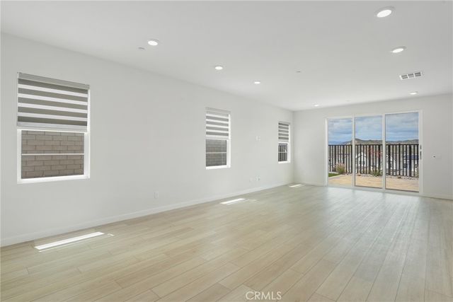 27273 Debut Place, Valencia, CA 91381