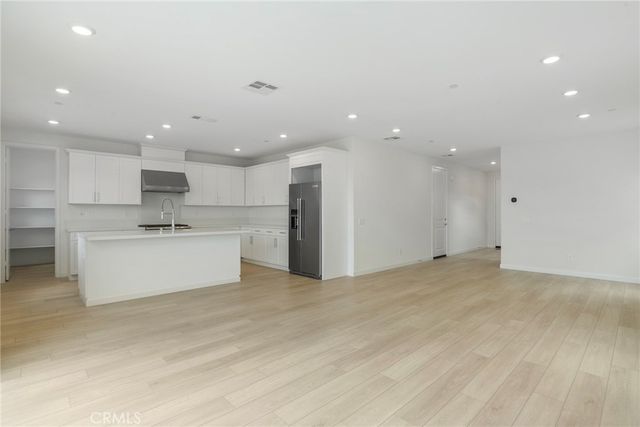 27273 Debut Place, Valencia, CA 91381