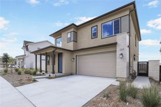 27273 Debut Place, Valencia, CA 91381