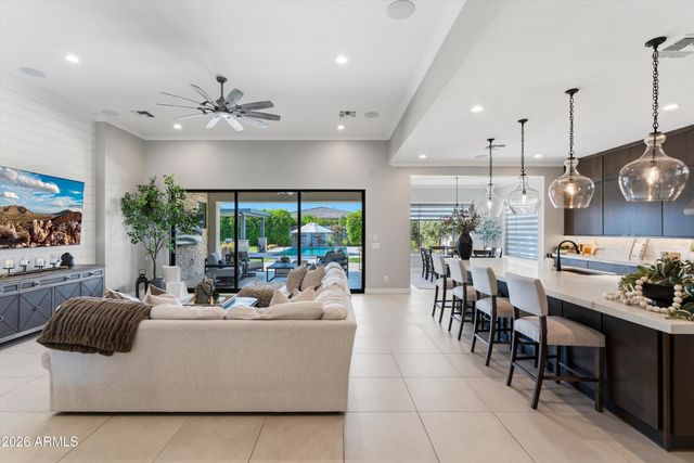 21876 E SUNSET Drive, Queen Creek, AZ 85142