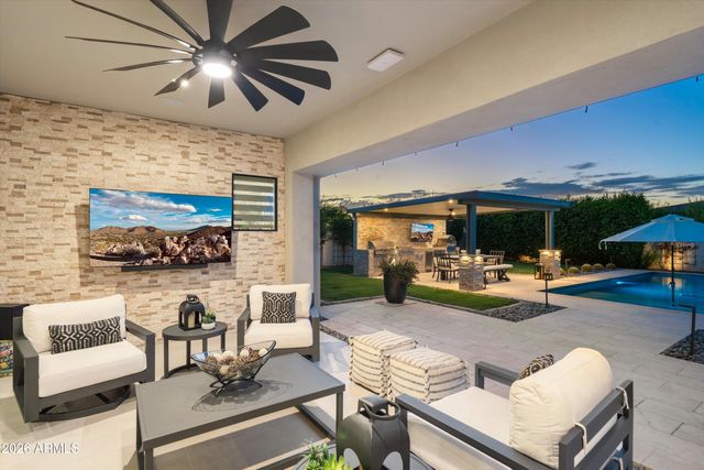 21876 E SUNSET Drive, Queen Creek, AZ 85142