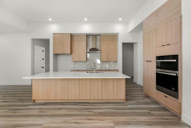 301 N Cougar Ave, Cedar Park, TX 78613