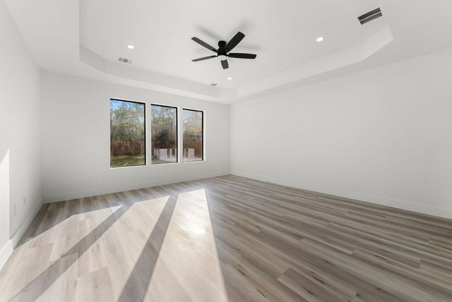 301 N Cougar Ave, Cedar Park, TX 78613