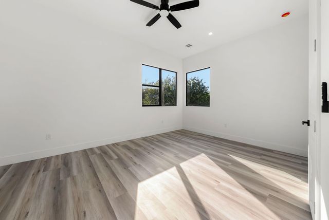 301 N Cougar Ave, Cedar Park, TX 78613