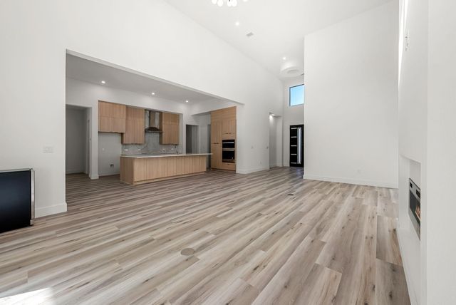 301 N Cougar Ave, Cedar Park, TX 78613