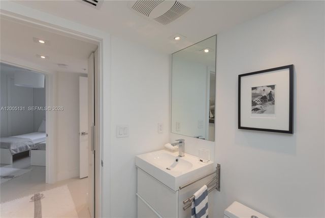 6301 Collins Avenue 3006, Miami Beach, FL 33141