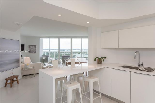 6301 Collins Avenue 3006, Miami Beach, FL 33141