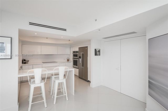 6301 Collins Avenue 3006, Miami Beach, FL 33141
