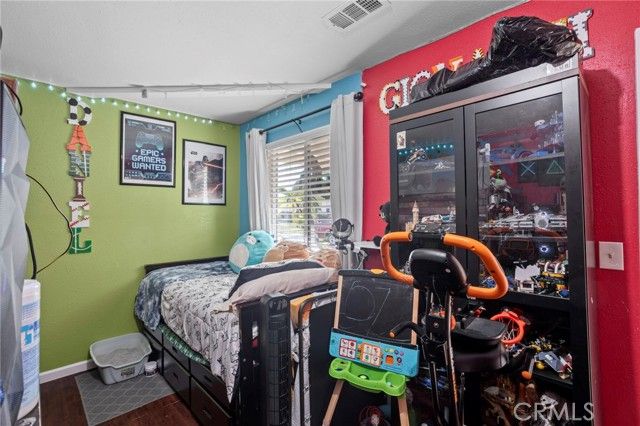 372 Red Cedar, Perris, CA 92570