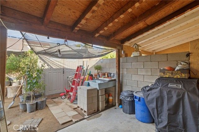 372 Red Cedar, Perris, CA 92570