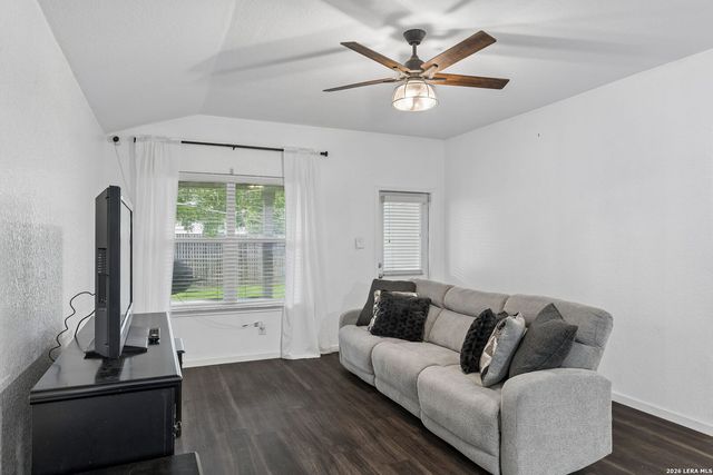 5727 Medina Farm, San Antonio, TX 78222