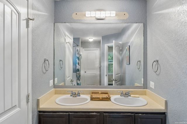 5727 Medina Farm, San Antonio, TX 78222
