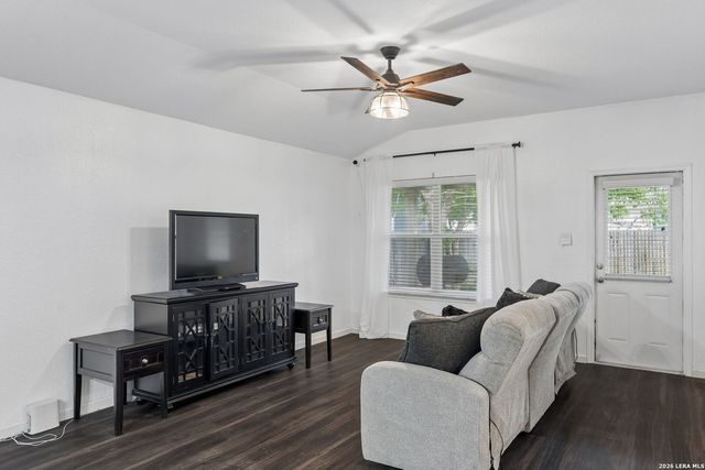 5727 Medina Farm, San Antonio, TX 78222