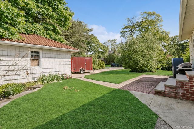 50 Roxbury Road, Rockville Centre, NY 11570