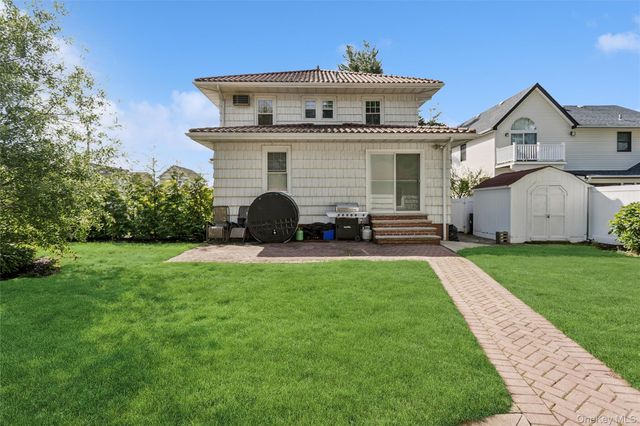 50 Roxbury Road, Rockville Centre, NY 11570