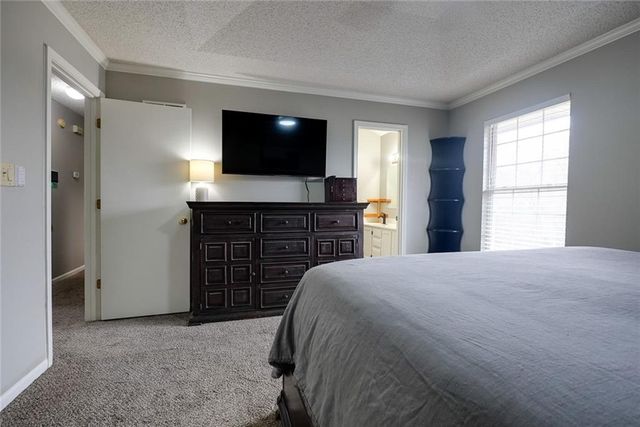 3416 Marshall Court, Independence, MO 64055