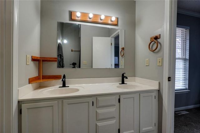 3416 Marshall Court, Independence, MO 64055