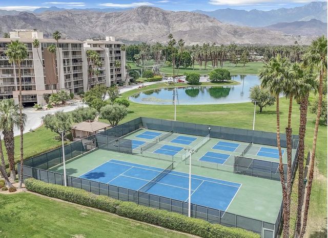 910 Island Drive 111, Rancho Mirage, CA 92270
