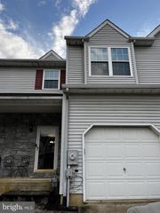 142 SHINN CIR, Wilmington, DE 19808