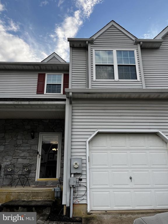 142 SHINN CIR, Wilmington, DE 19808