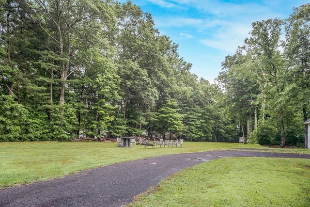 475 Somers, East Longmeadow, MA 01028