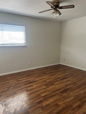6111 Beverly Hill Street 78, Houston, TX 77057