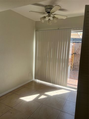 6111 Beverly Hill Street 78, Houston, TX 77057